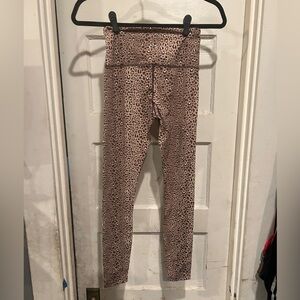 Varley- Luna Legging Classic Leopard Yoga Pants, like lululemon- XS- NWT